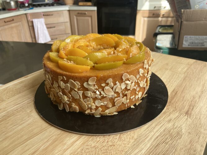 chiffon cake mandorle pesche
