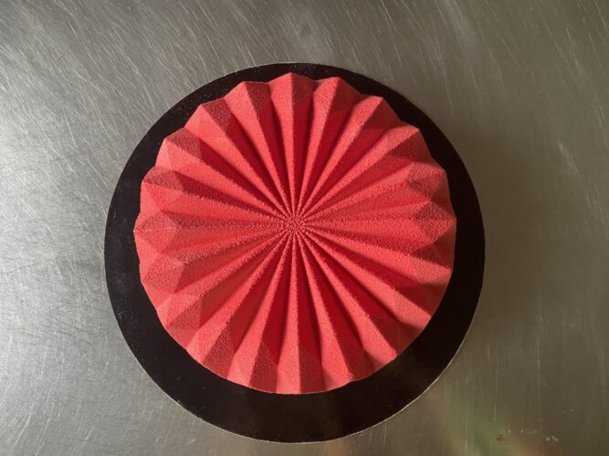 torta moderna origami pistacchio lampone vaniglia