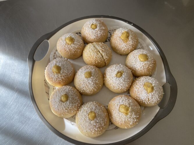 brioche vegana con crema vegana
