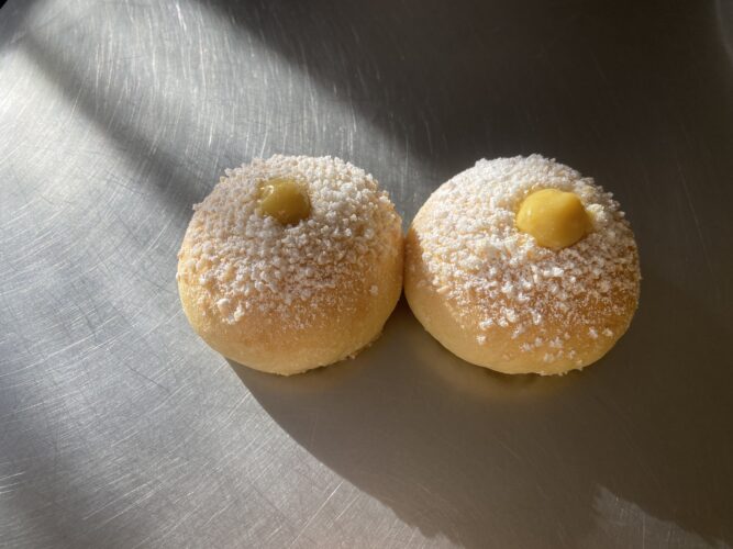 brioche vegana con crema vegana