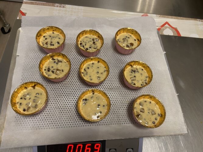 preparazione muffin pere cioccolato tonka burro liquido