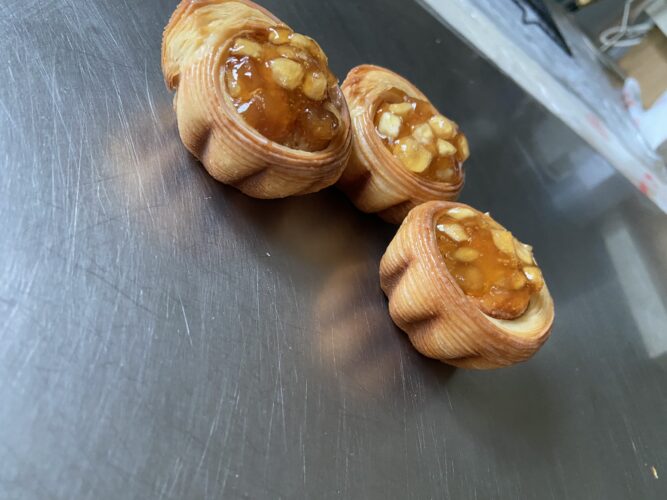 croissant roll mele bauetto ciocco