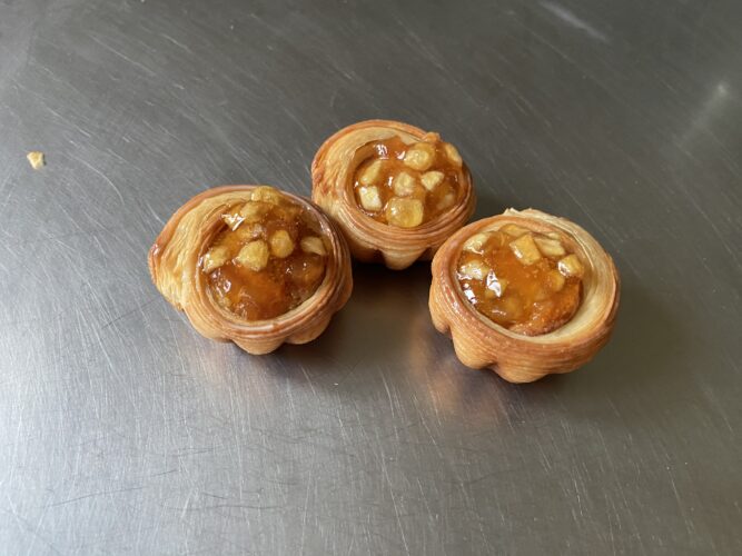 croissant roll mele baluetto ciocco