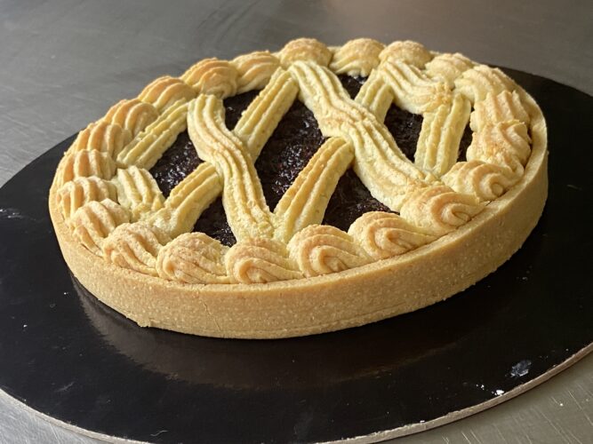 crostata salata con composta cipolle rosse