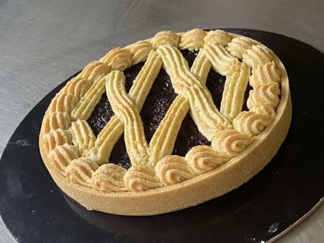 crostata salata con composta cipolle rosse