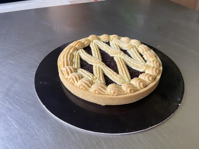 crostata salata con composta cipolle rosse