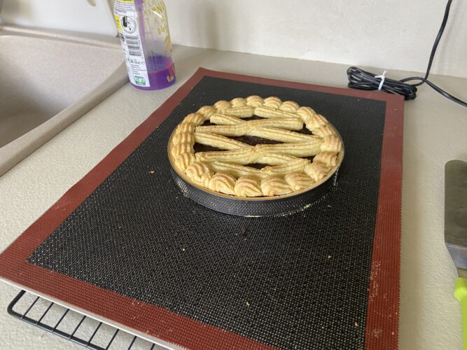 crostata salata con composta cipolle rosse