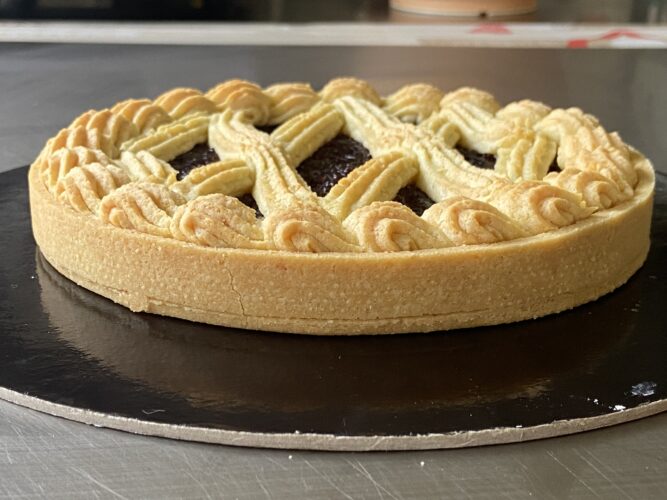 crostata salata con composta cipolle rosse