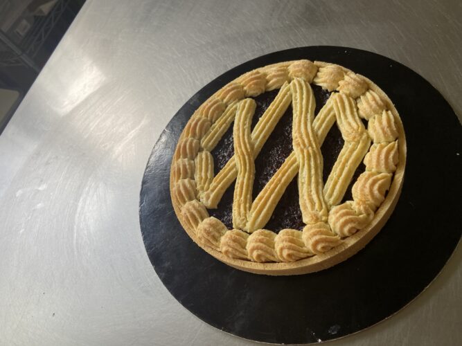 crostata salata con composta cipolle rosse