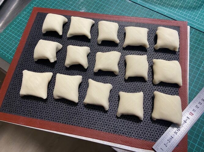 fagottino croissant crema ricotta preparazione