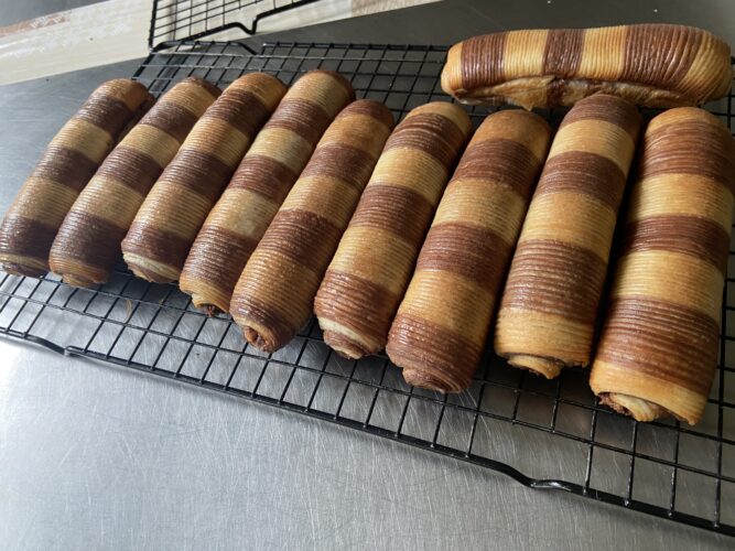 gianduia stick croissant