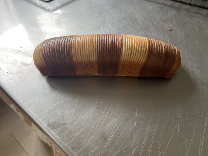 gianduia stick croissant