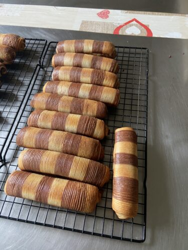 gianduia stick croissant
