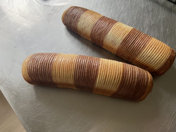gianduia stick croissant