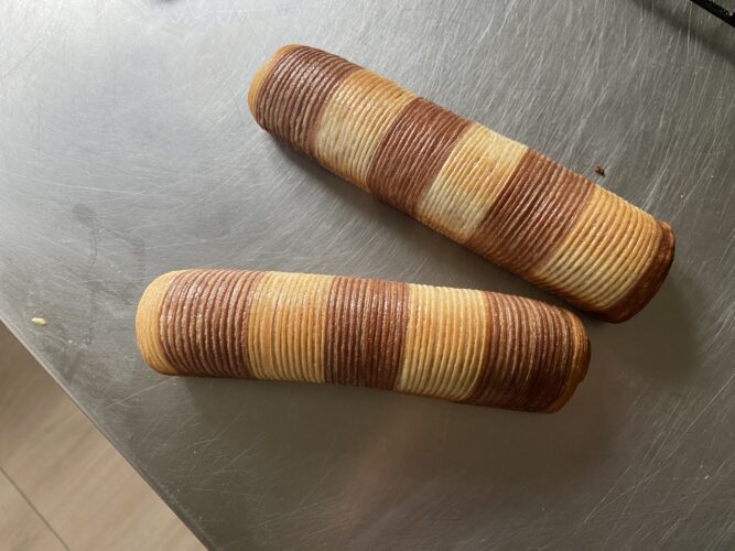 gianduia stick croissant