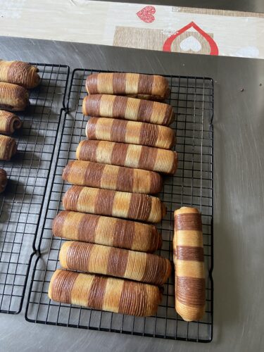 gianduia stick croissant