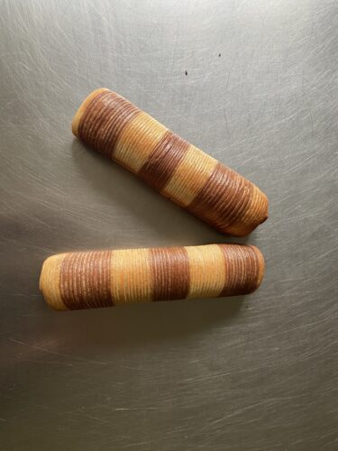 gianduia stick croissant