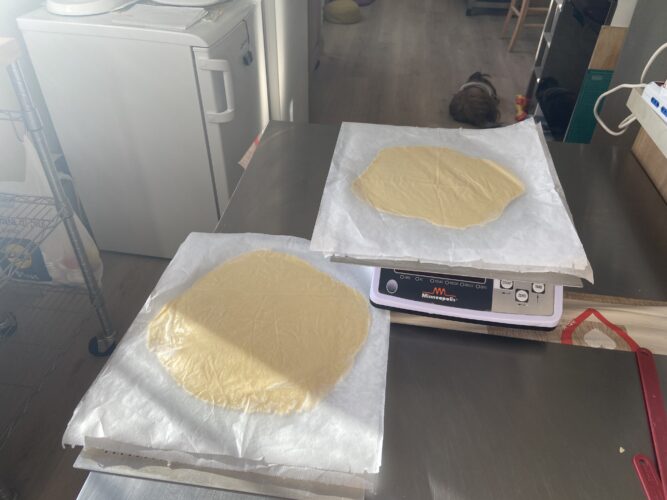 torta moderna cuor fragola e vaniglia